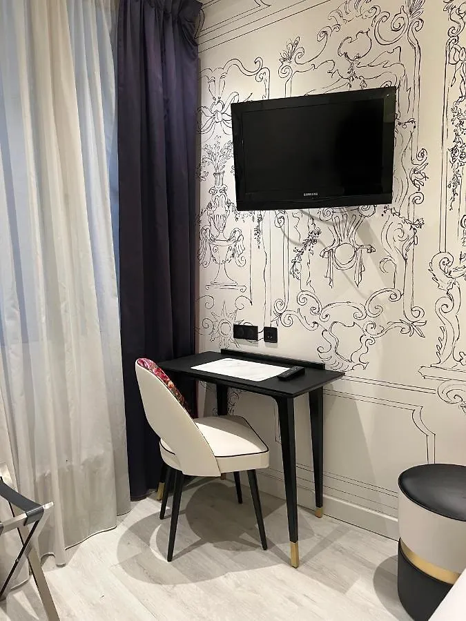 Massena Otel Paris