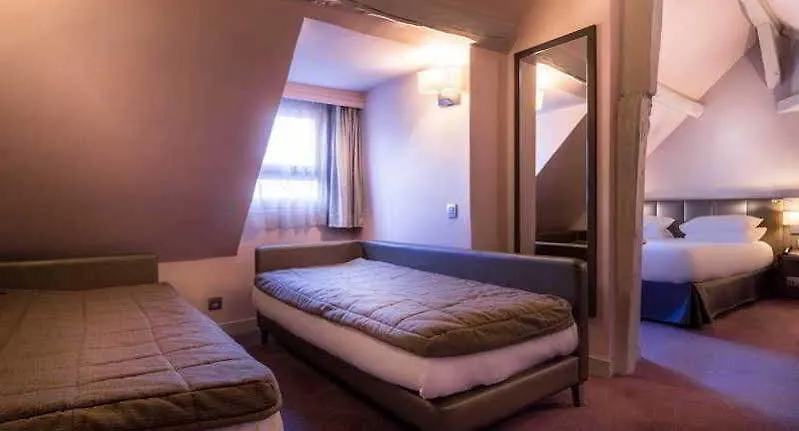 Otel Massena Paris