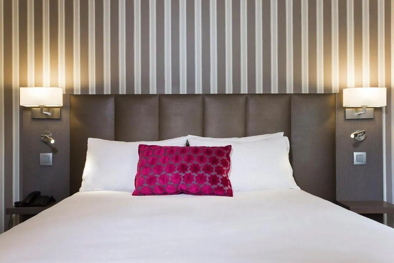 Massena 3* Paris