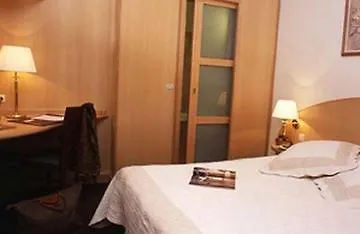Massena 3* Parigi