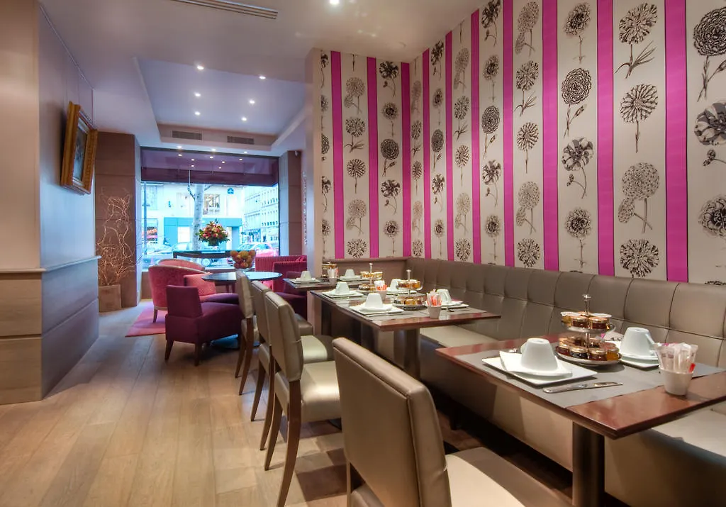 Hotel Massena 3*